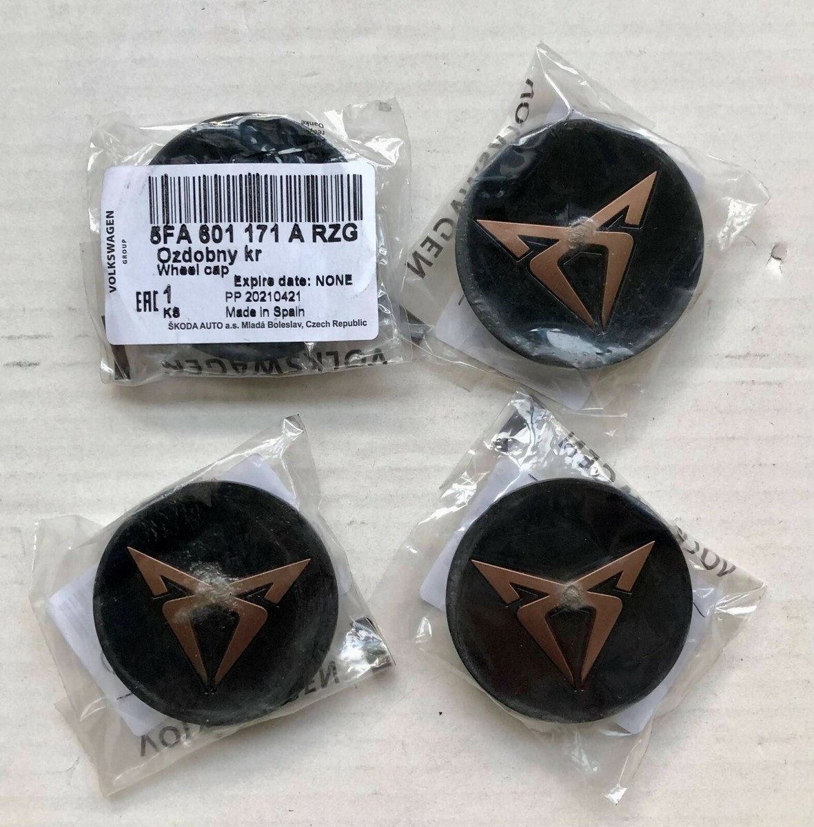 【R&B】Center Piece / Kinda Right Amazon.com: Musical Rock & Roll Centerpiece Sticks, Musical