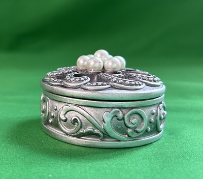 Now $3.95 Jewelry Box lid Pearls Trinket Storage Rnd New w Box lower shipping