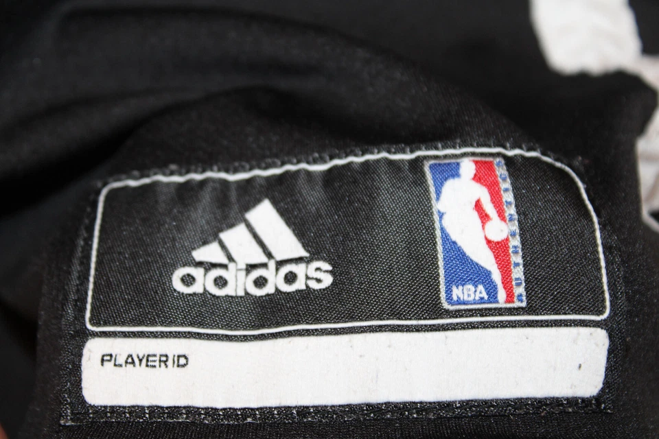 ADIDAS Brooklyn Nets NBA Brook Lopez #11 Black Swingman Jersey Men's Medium - Image 3 of 4