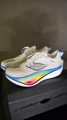 Li-Ning Feidian Ultra 4: (NEU!) US9.5/EU43/27cm (weiß, multicolor)