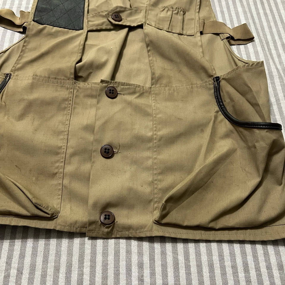 Vintage Red Head Shooting Vest Size Large - Image 4 of 4