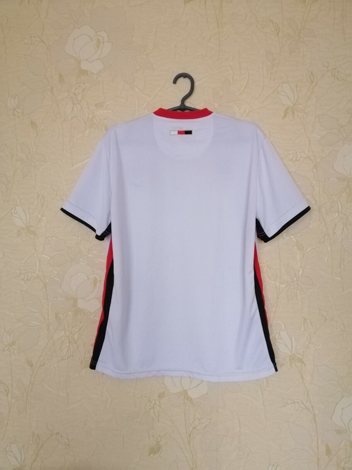 Milton Keynes Dons (MK DONS) 2015 - 2016 home football shirt jersey Errea  size M