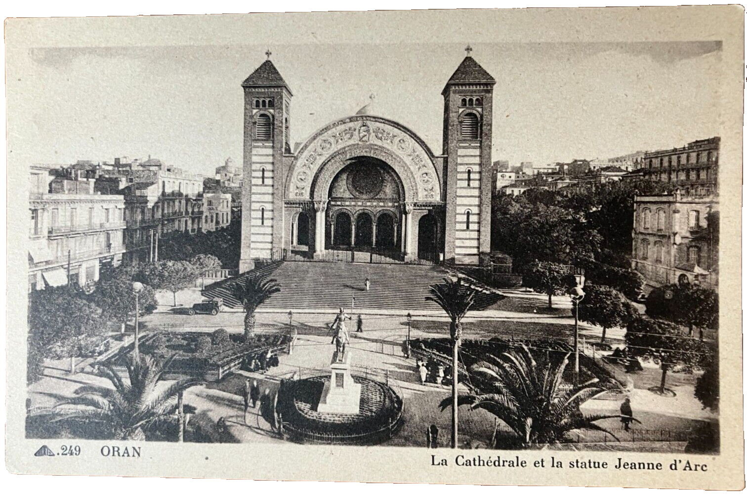 Antique postcard: The Cathedral & statue of Jean d'Arc, Oran, Algeria, unposted