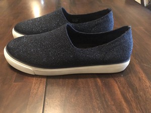 gap slip on sneakers