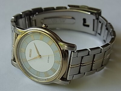 時計 SEIKO LUCENT 5E21-6E00 QUARTZ ❌❌❌ Seiko Lucent Vintage Ref. 5E21-6E00 Quartz movement