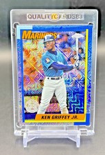 Top 10 Ken Griffey Jr. Baseball Cards of All-Time 27