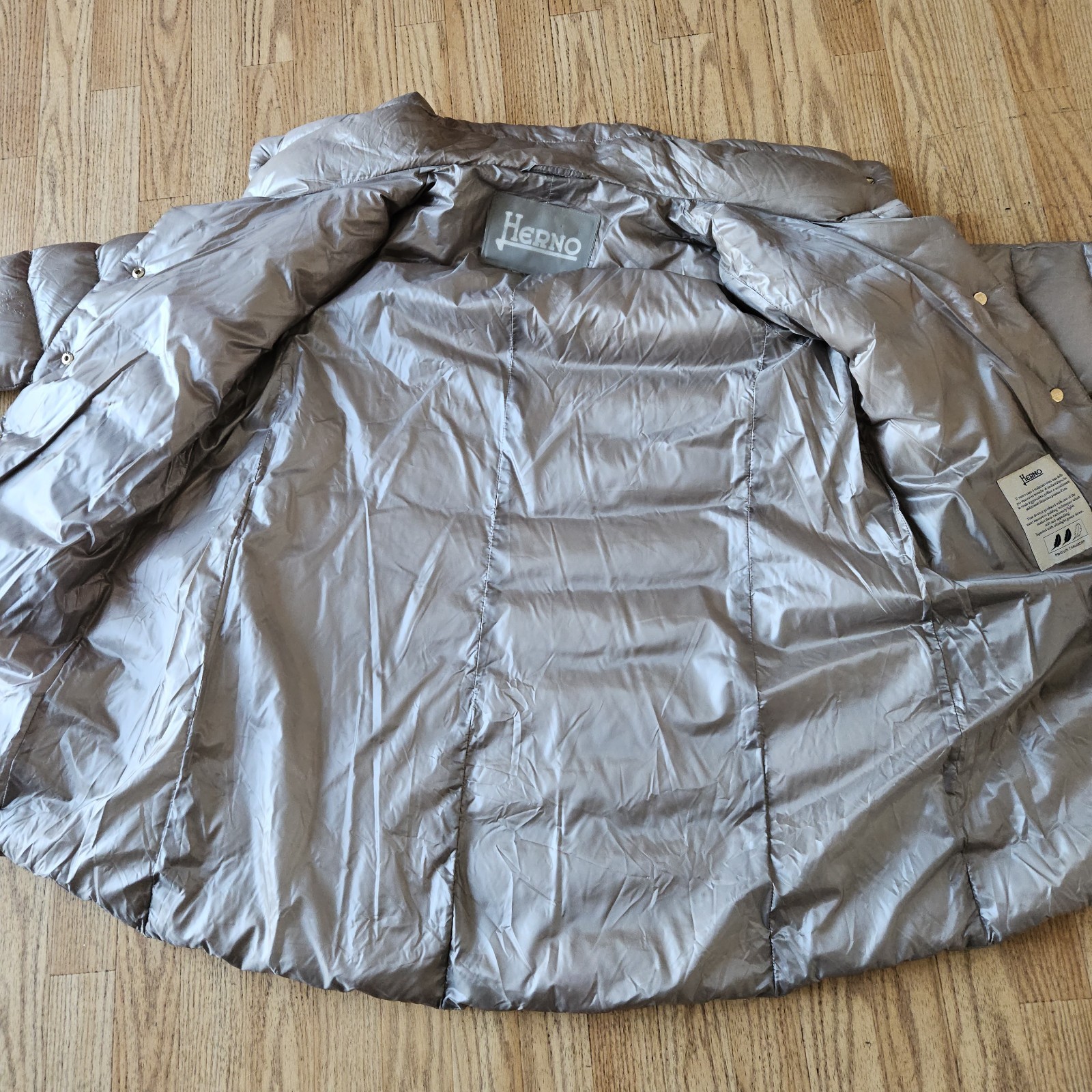 Womans Herno Authentic Down Puffer Jacket Size 48… - image 9