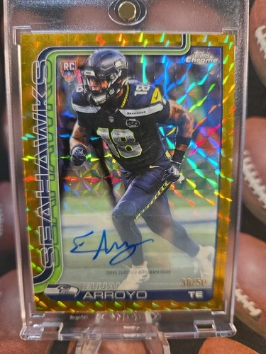 2025 Topps Chrome Football Gold Geometric Refractor Elijah Arroyo #RA-EA