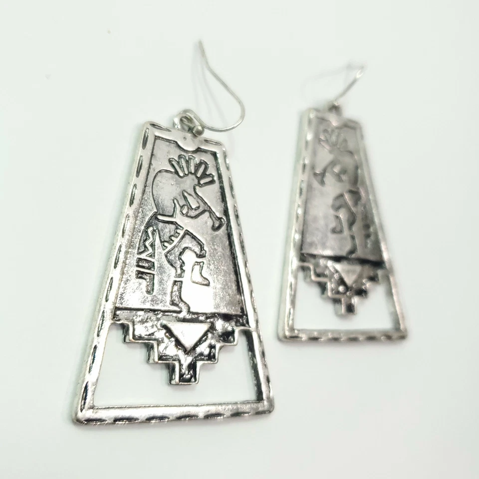 Pendientes colgantes Kokopelli trapezoidales tono plata antiguos I04 Foto 3 de 4