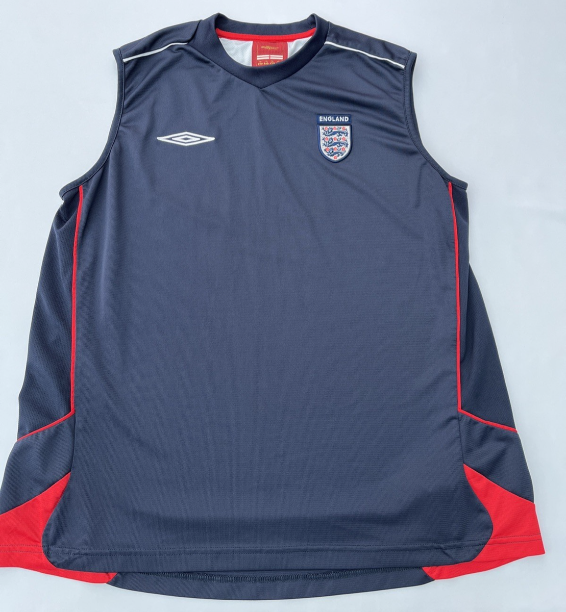 England Umbro Training Vest アンブロ England 2004-06 Umbro Training Vest (XXL) (Excellent