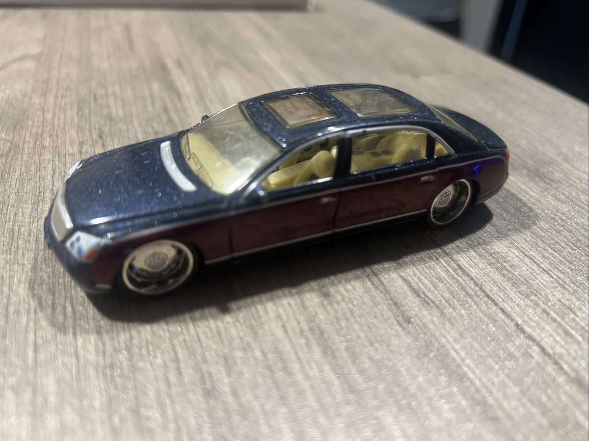 Hot Wheels Maybach 62 Dropstars Collectible Car Phat Lip
