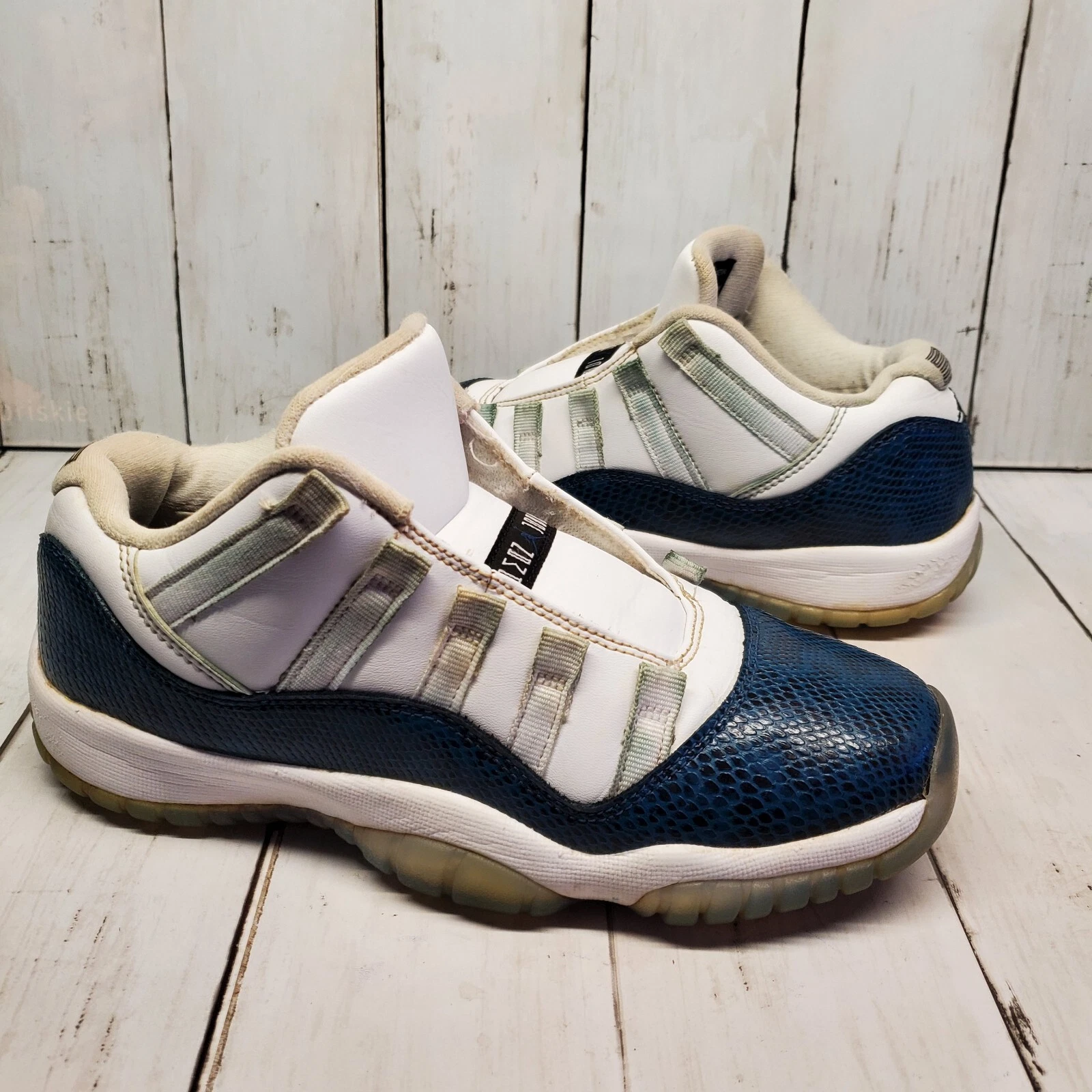 Nike Air Jordan Retro 11 Low Snakeskin Navy GS taglia 5 5 anni donna 7 CD6847 102
