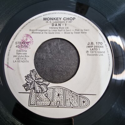Monkey Chop DAN-I / MOONLIGHT AND MUZAK 7'' 45RPM ITALY 1979
