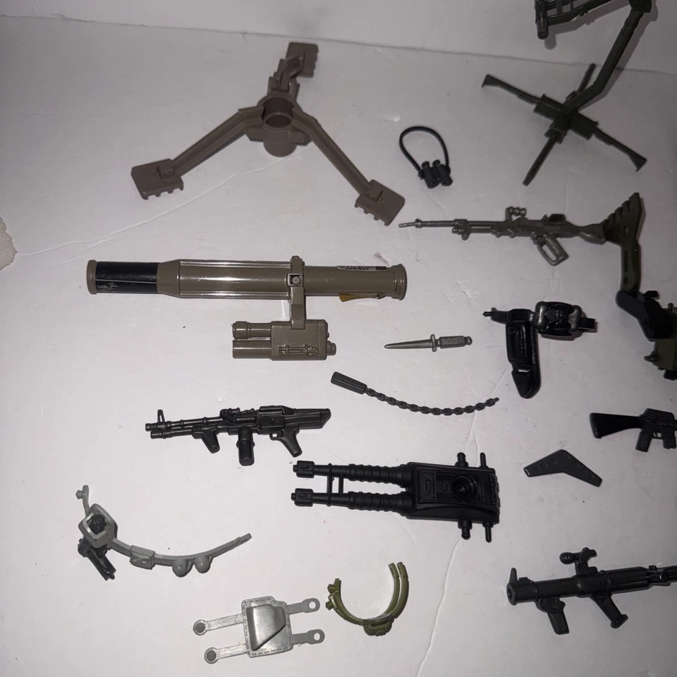 Винтажный 1980-е Rambo Coleco Оружие Лот См. Описание - Изображение 2 из 4