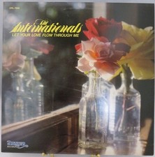 The Internationals Let Your Love Flow Through Me 1980 Daystar Records Drl-7008 The Internationals Let Your Love Flow Through Me 1980 Daystar Records Drl-7008