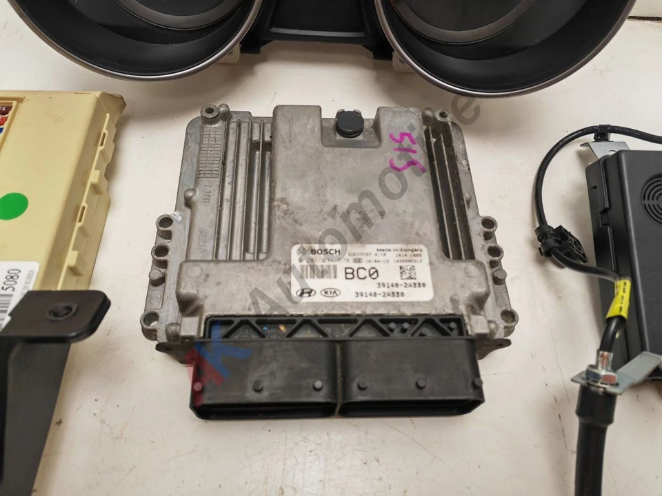 Hyundai I30 MK2 GD 11-18 Engine ECU Lock Set Kit Key 1.6 CRDI Diesel 39140-2ABB0 - Image 2 of 4