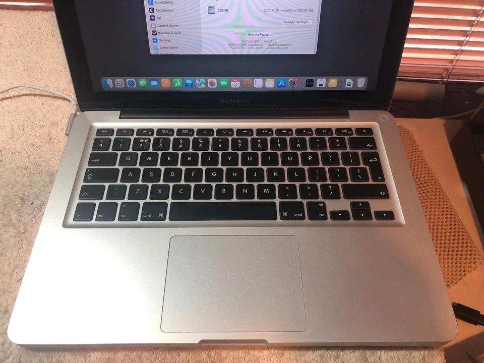 Apple MacBook Pro 13" 2012 · i5 · 8GB · 256GB, photo 1 of 5