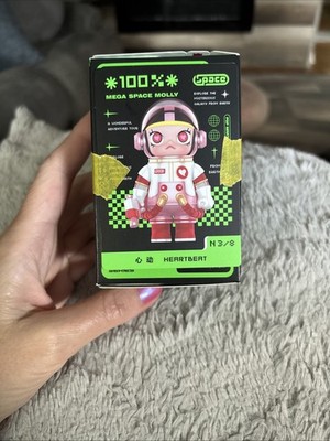 POP MART Kennyswork Mega Space Molly Series 2 Heartbeat Heart Figure SEALED BAG