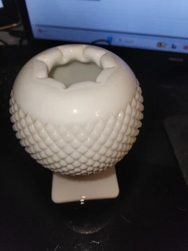 Vintage Westmoreland English Hobnail Milk Glass Ivy Bowl With Square Base