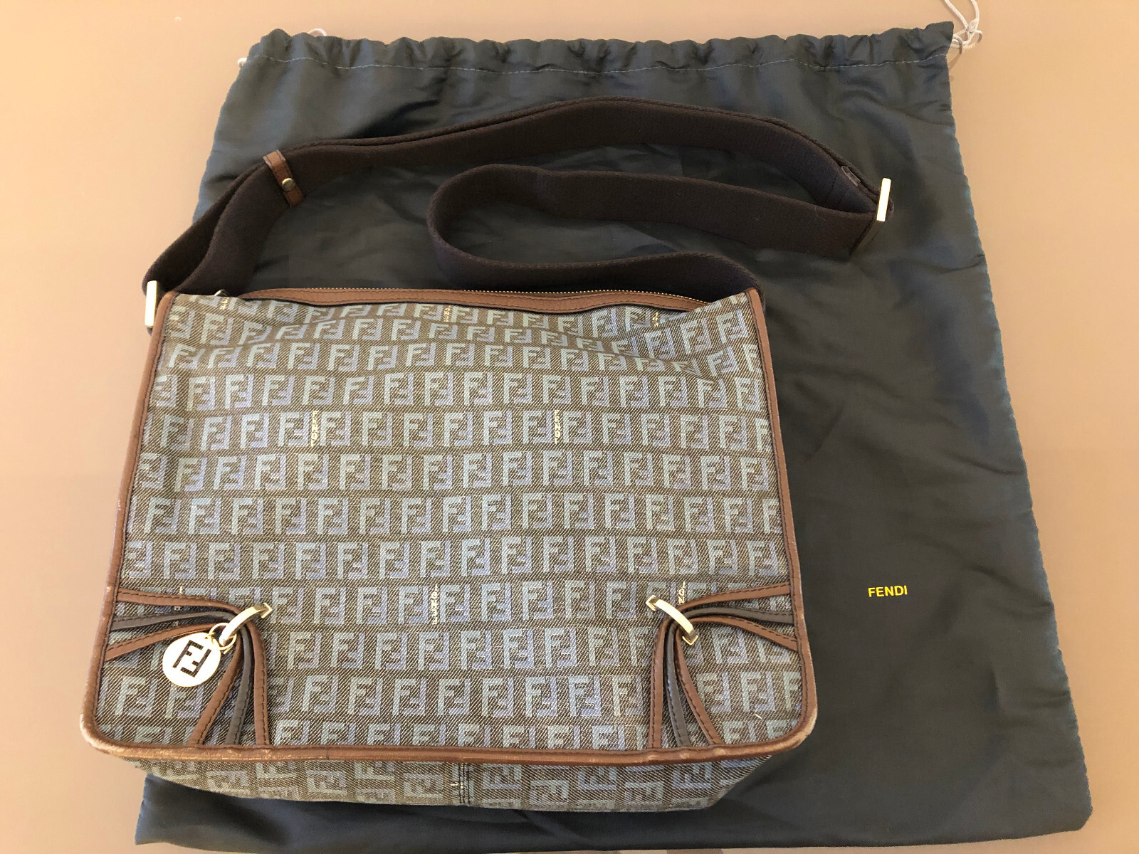 BORSA ORIGINALE - FENDI (USATA POCO)