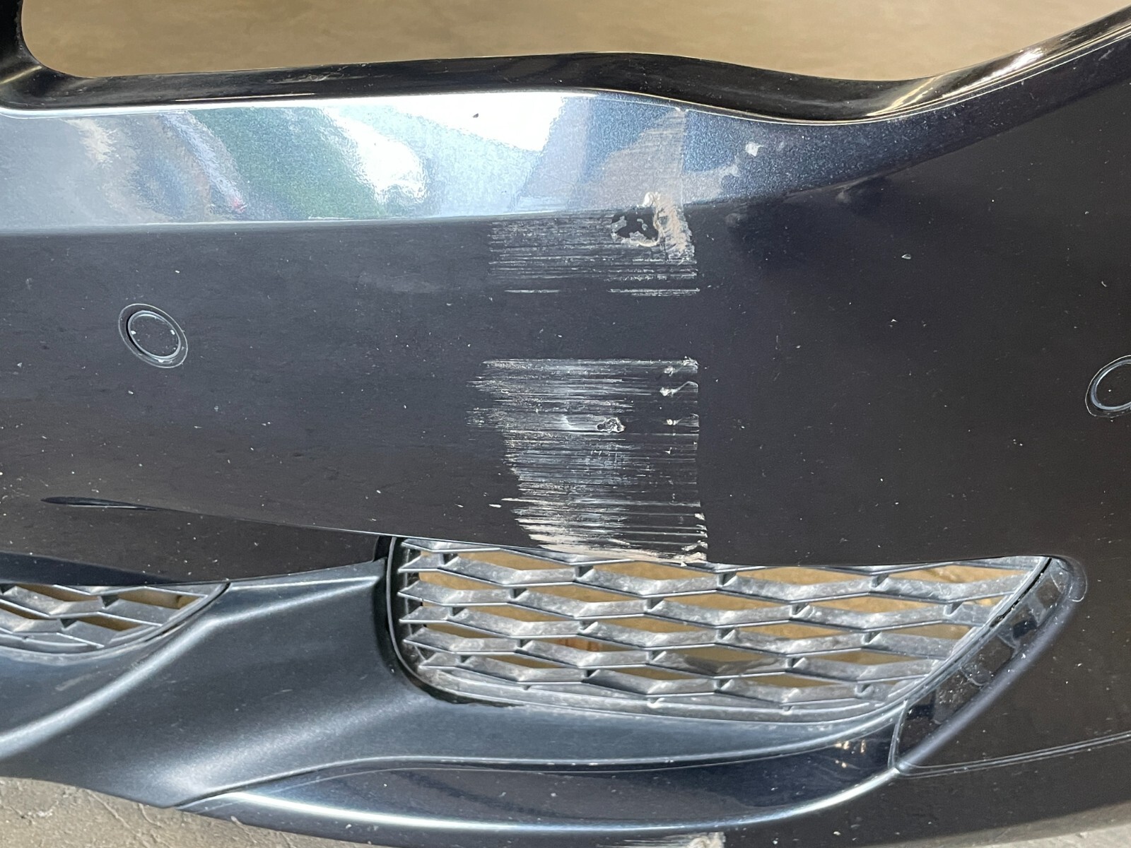 14-17 Maserati Quattroporte GTS Front Bumper Cover W/Park Sensor Grille 1574 OEM