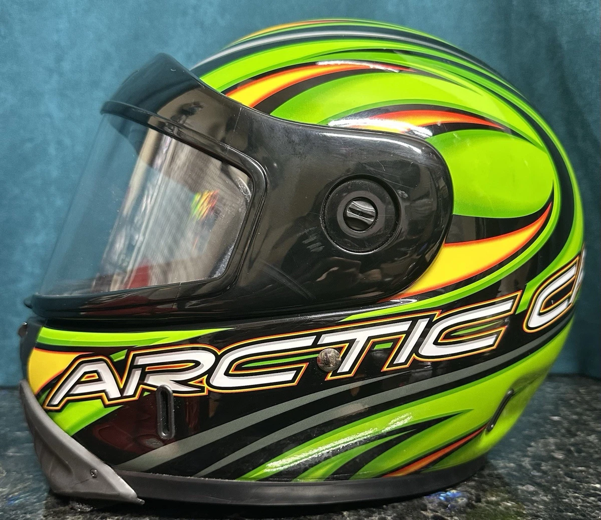 Arctic Cat Snowmobile Size M Motorcycle & Powersports Helmets for