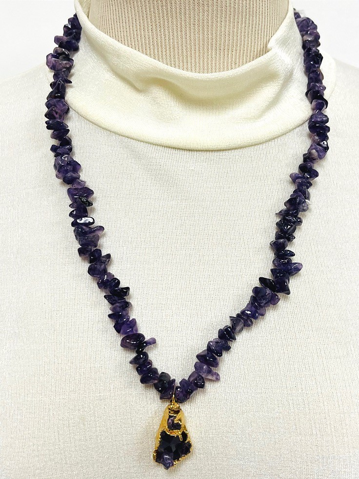 Amethyst Chip Necklace with Gold Dipped Geode Pen… - image 1