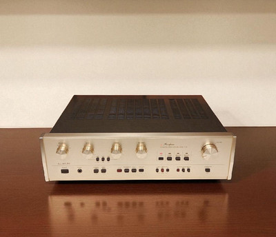 ACCUPHASE E-204 STEREO AMPLIFIER