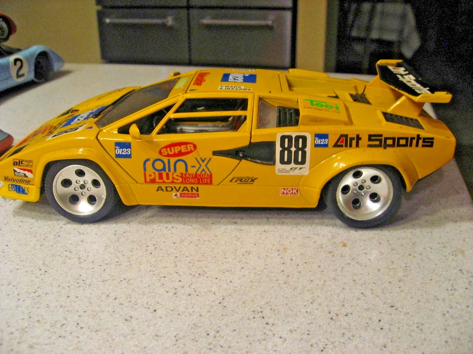 Lamborghini Countach 1994 vintage Bburago escala 1:18 diecast Rain-X #88 Foto 3 de 4