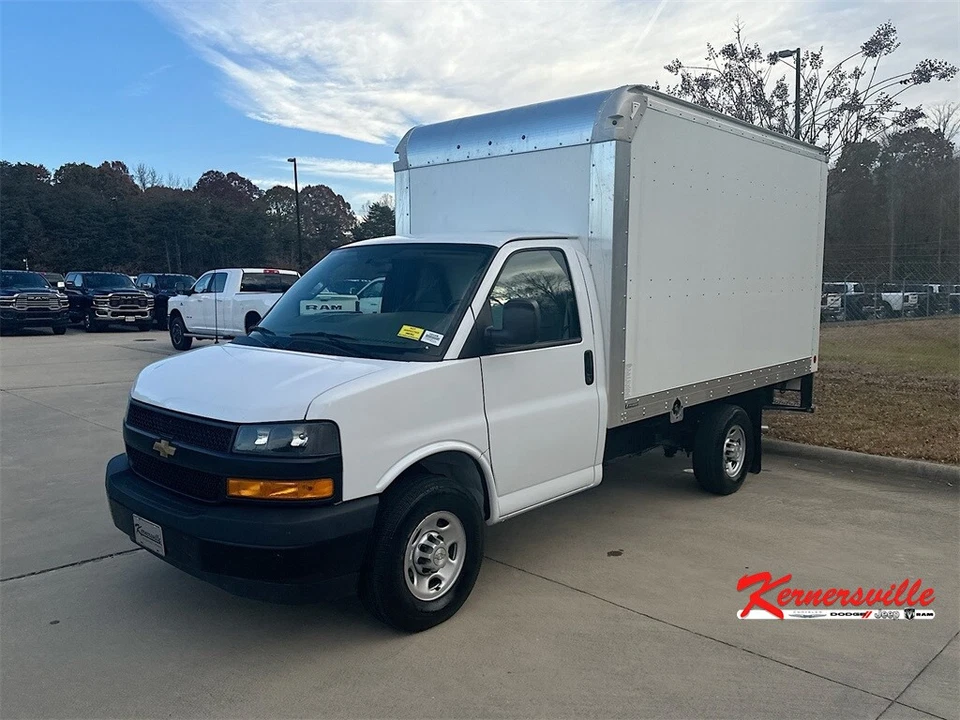 2022 Chevrolet Express Work Van RWD 4dr Work Van Exterior Backup Camera Foto 3 de 4