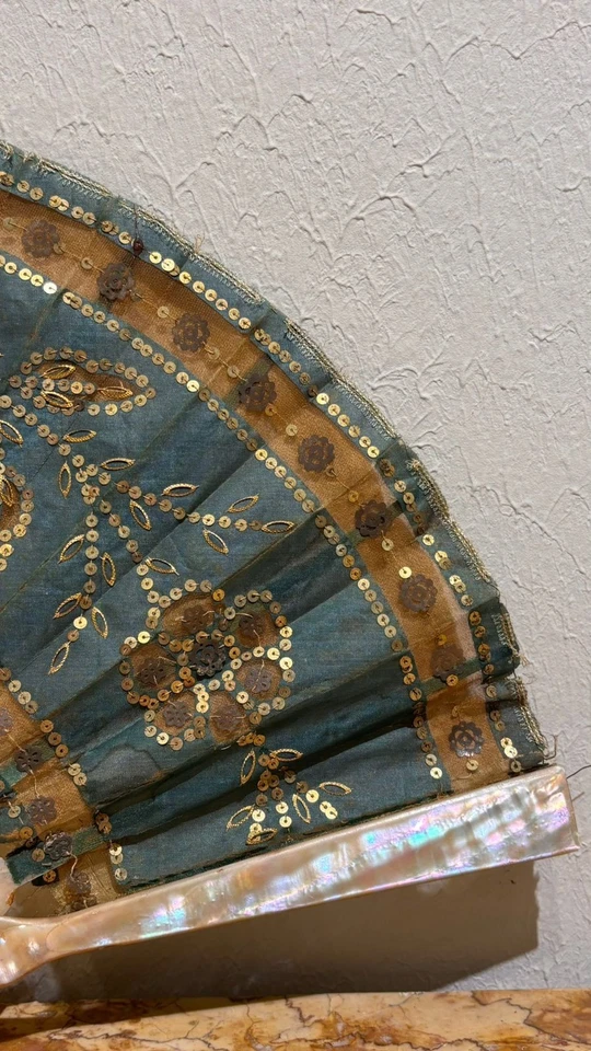 abanico de mano antiguo madreperla Foto 3 de 4