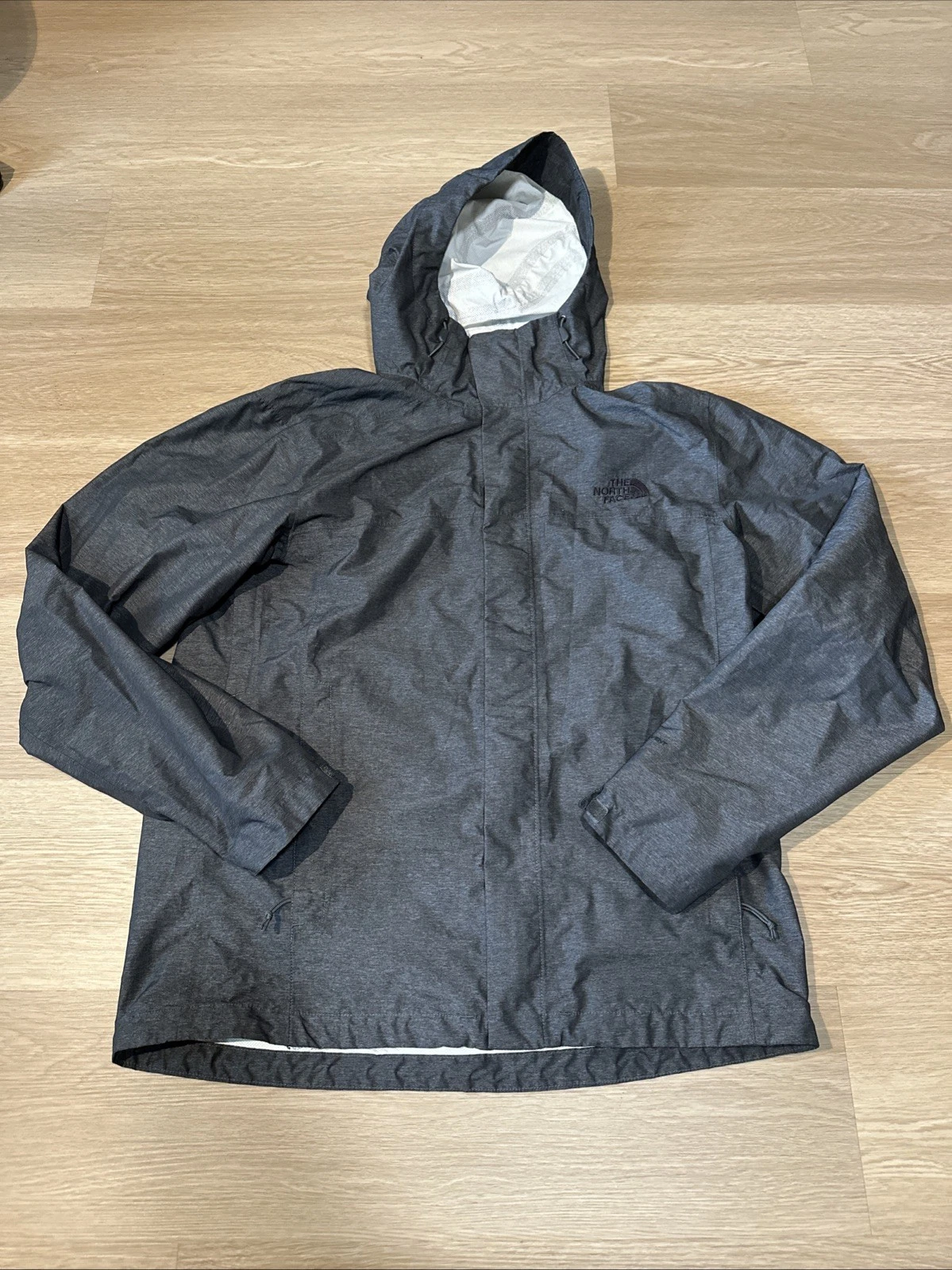 Men’s North face Waterproof Jacket Size Men’s Medium
