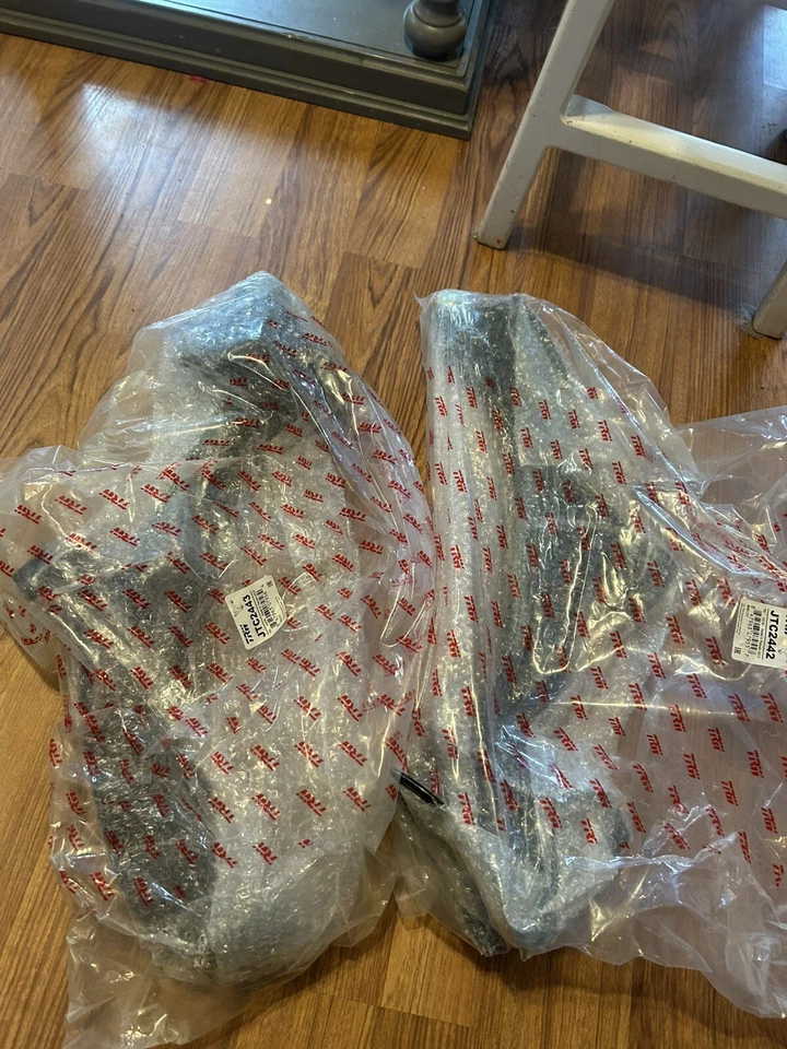 Brazo de control inferior delantero derecho e izquierdo con rótulas para Honda CR-V 2007-2011 Foto 4 de 4