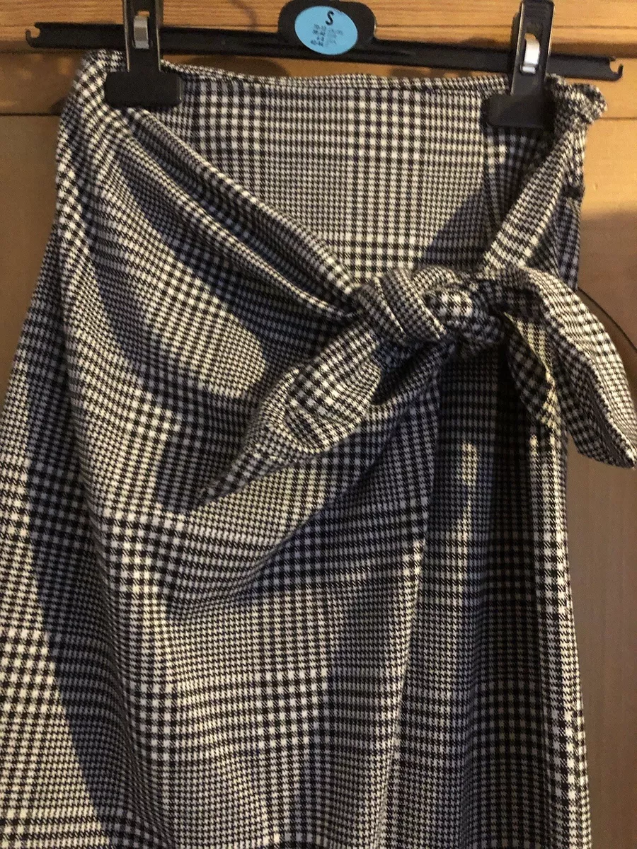 Black and white clearance check knee length skirt