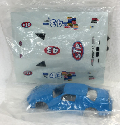 #43  STP  PONTIAC  DECAL SHEET FOR   1:64 SCALE - INCLUDES 1/64 DIECAST CAR KIT