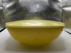 Vintage Yellow Pyrex 515B Square 1.5 Qt Hostess Bowl Casserole Dish w Lid