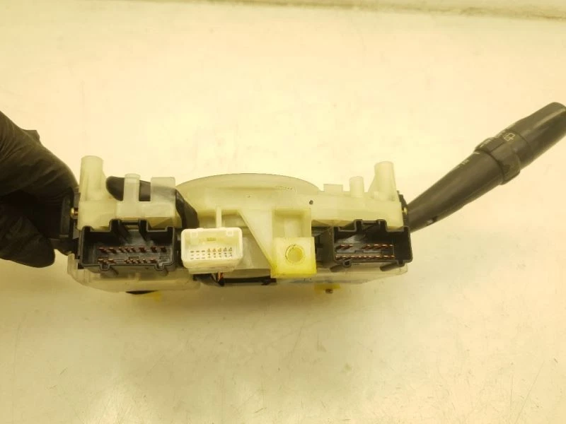 05 06 07 CONJUNTO INTERRUPTOR COLUMNA DIRECCIÓN TOYOTA SEQUOIA  Foto 2 de 4