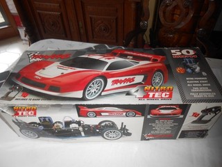 TRAXXAS 4 NITRO TEC Benzinmotor Auto