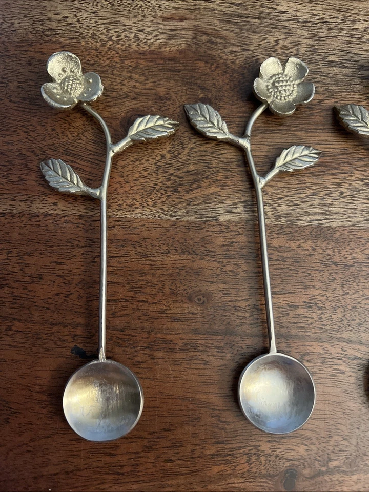 Vintage Gold Tone Spoon Set of 4 Bees Flowers 5 inch Stirrer Sugar Round Kitchen - Image 3 of 4