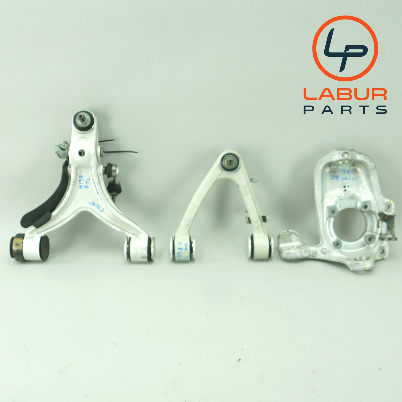 M139 Maserati 04-08 Quattroporte Front Left Driver Side Control Arm Set Z4577