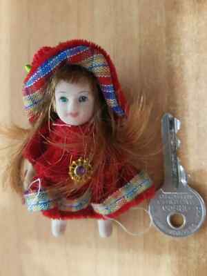 PUPPEN KERAMIKPUPPEN BISQUIT MINI DOLL 10 CM #33