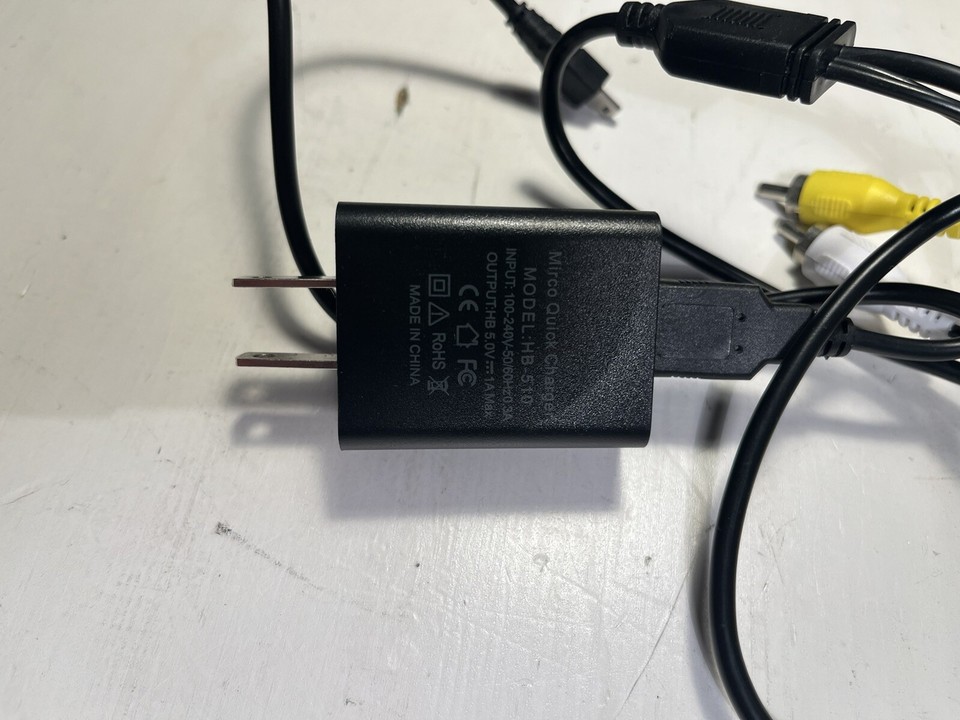 HDV604S Digital HD Video Camera 1080P With Accessories And Bag Works