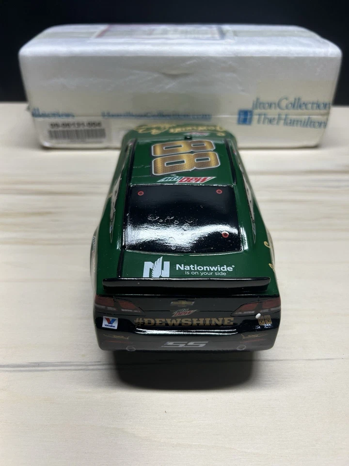 Coche esculpido Dale Earnhardt Jr. #88 DEW Shine 2015 colección Hamilton certificado de autenticidad Foto 4 de 4