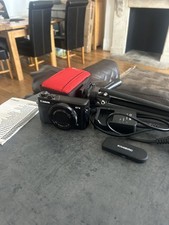 Canon PowerShot G7X  Digital Camera - Near Perfect  Condition W/ case &  tripod