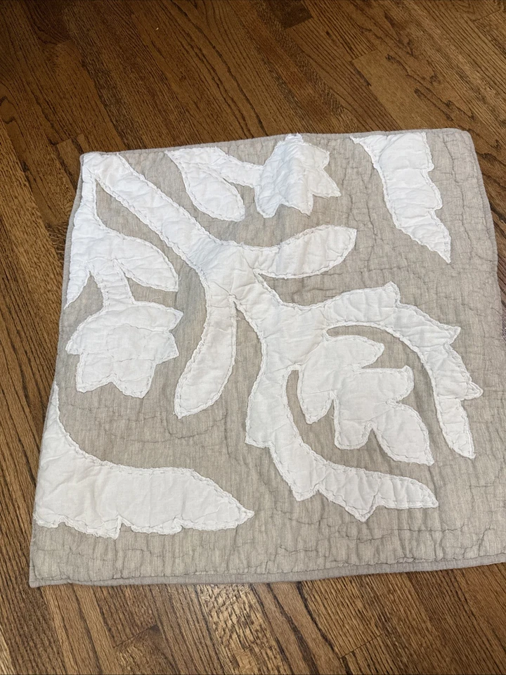 Juego de funda de almohada Pottery Barn European Claudia de algodón orgánico Foto 2 de 4