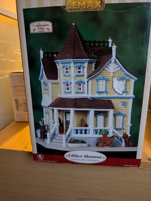 Lemax Caddington Village Illuminated Porcelain House Building Multicolor 2008