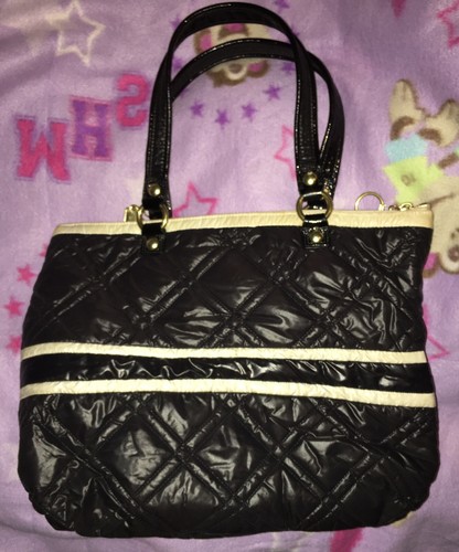 Authentic Coach Poppy Ski Bunny Black/White Limited Edition Quilted Glam Tote - 第 5/12 張圖片