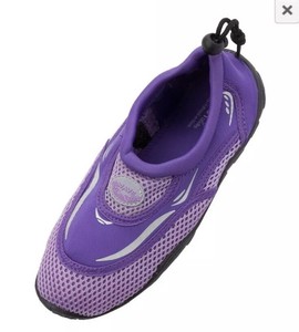 womens water shoes size 7