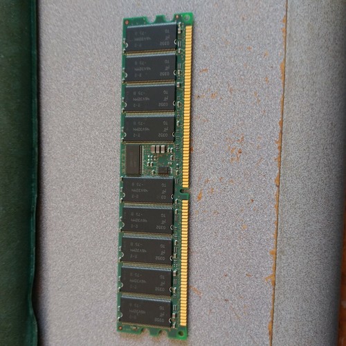 MT18VDDT3272G-265B3 Micron 256MB DDR Registered ECC PC-2100 266Mhz Memory - Picture 4 of 6
