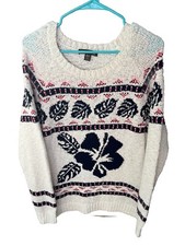 Medium Tommy Bahama Knitted Sweater